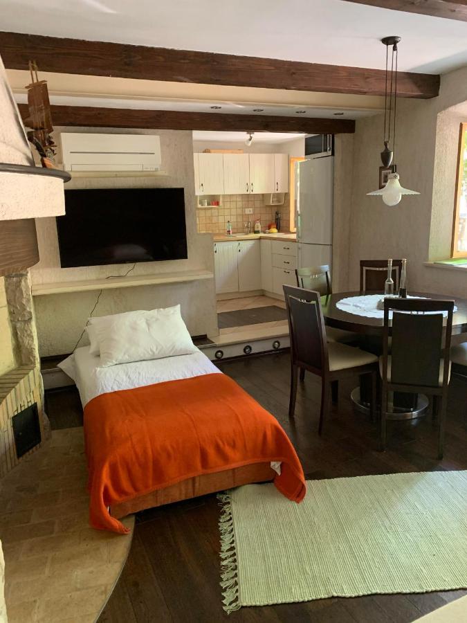 Apartments Smit Cres Εξωτερικό φωτογραφία